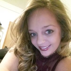 Meet your Posher, Chrystal